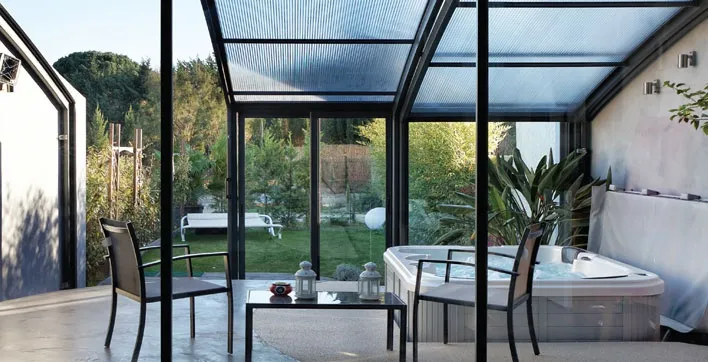 Transformez votre abri terrasse en espace Spa !