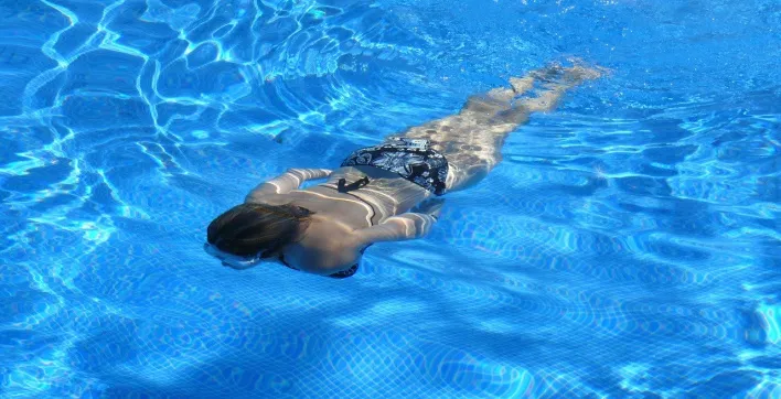 Produits d’entretien, domotique : Comment nettoyer facilement sa piscine ?