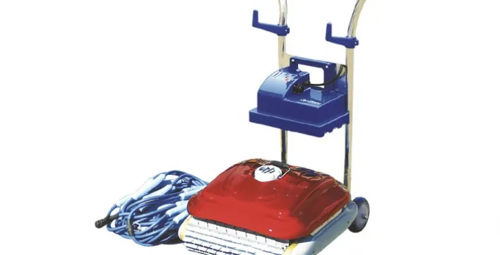 Nouveau robot nettoyeur de piscine Pelican
