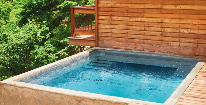 Piscines coques : Les nouveaux modèles carrés de Génération Piscine