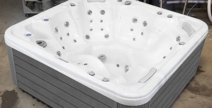 Spa : Le Weekend 645L pour une clientèle exigeante