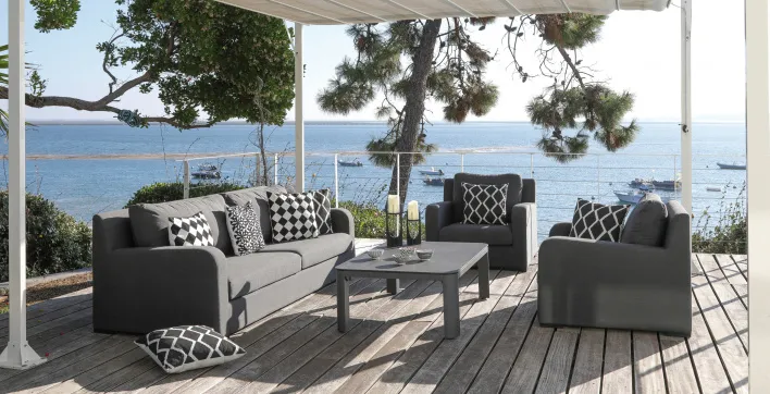 Aménager son extérieur : Des meubles de jardin avec du style !