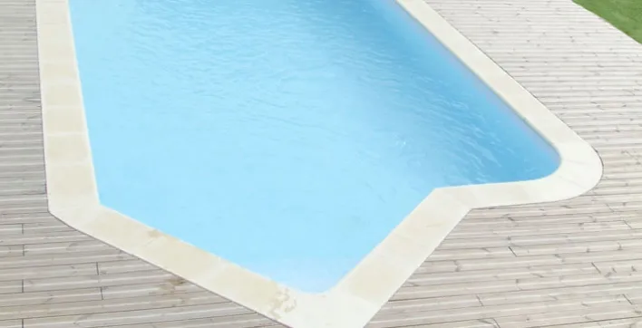 Piscines Dugain : concept piscine 100% béton plein et innovations