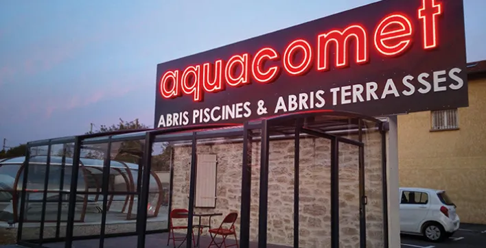 Abris de piscines, terrasses et spas : Un showroom de 1 800 m2 !