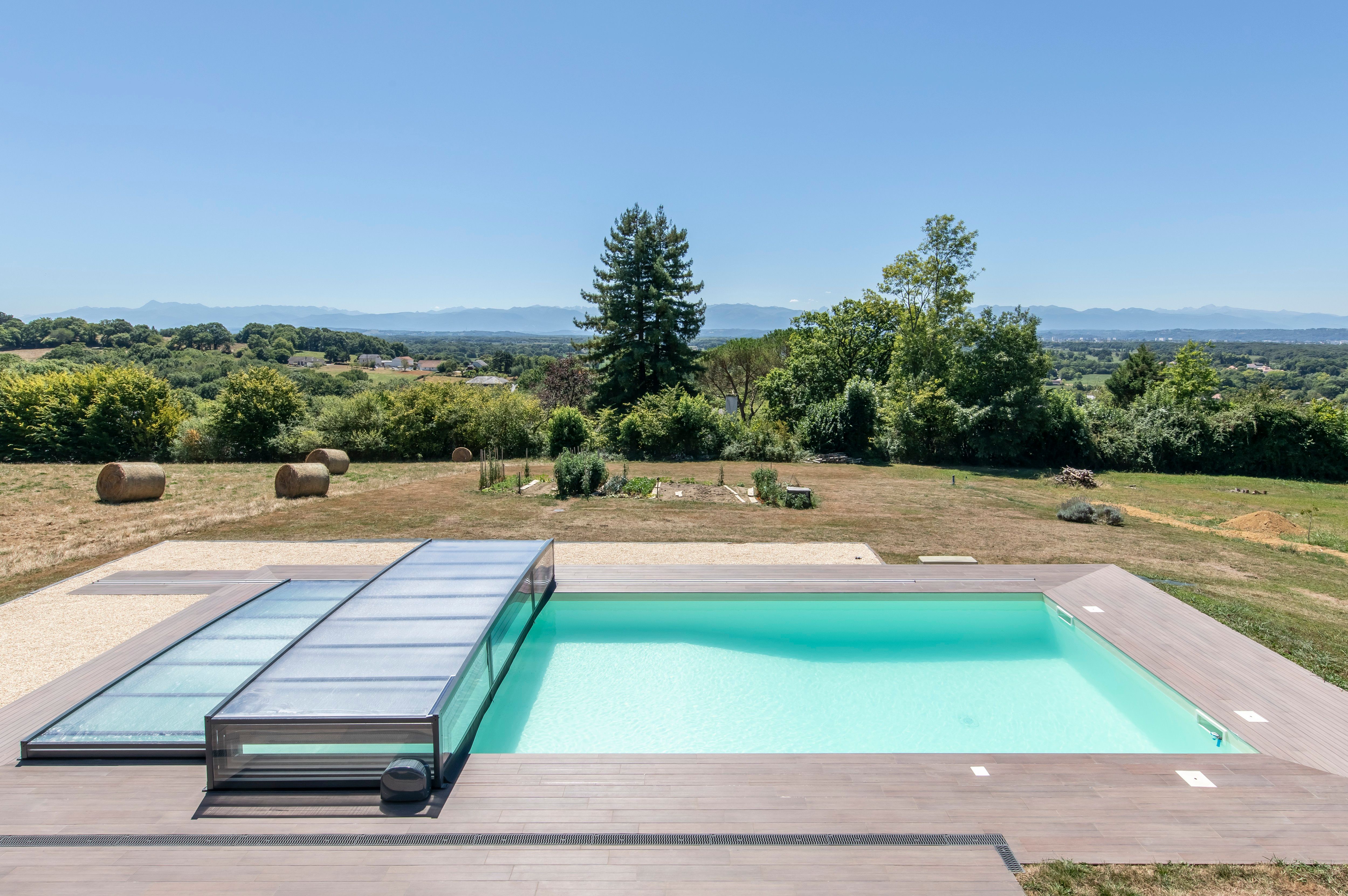 L'abri de piscine ultra-plat d'Abrideal