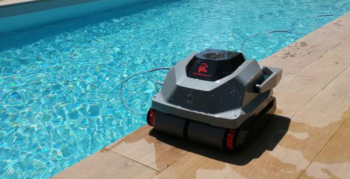 Le robot nettoyeur de piscine, Crocodile Rock signé Hexagone