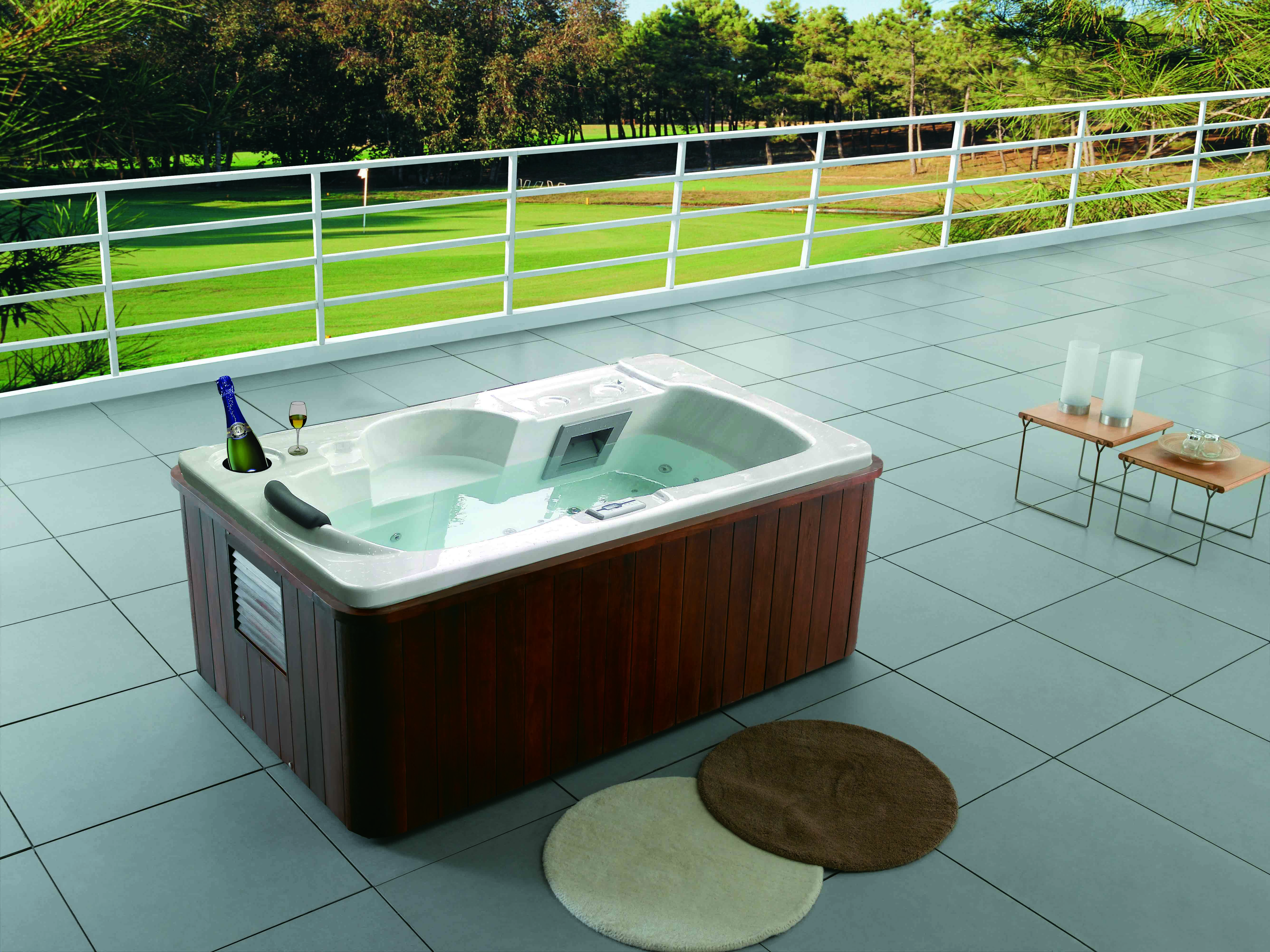 Le nouveau spa de Blue Lagoon Spas pour vous tout seul ! Equipement