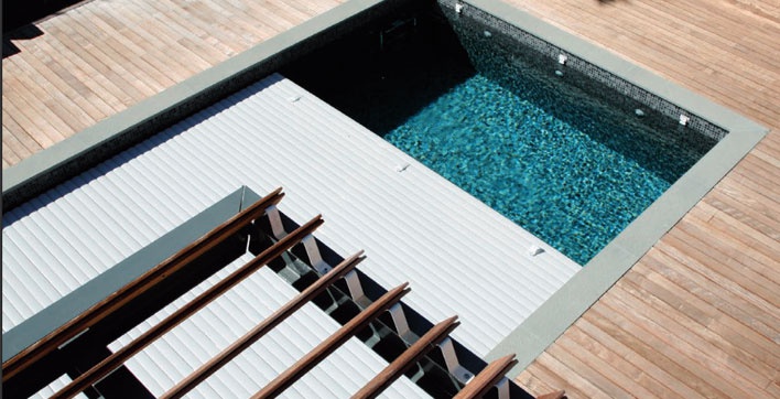 Prix Volet Roulant Piscine Cout Moyen Tarif Pose Guide Juin 2020