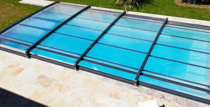 Abris, volets et pergolas bioclimatiques à prix d’usine lors des Portes Ouvertes Azenco