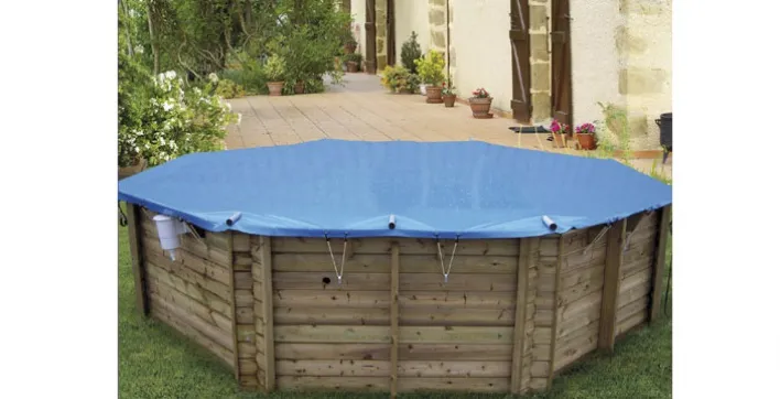 Une nouvelle couverture à barres facile pour piscines hors-sol en bois