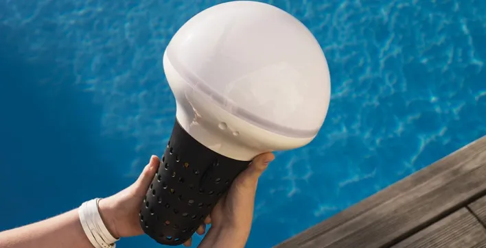 Objet Flottant Intelligent pour la piscine !