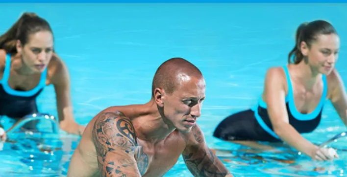 Le nouvel aquabike Rider 5 Fréderick Bousquet 2014 en série limitée, pour vous muscler en piscine comme un champion !
