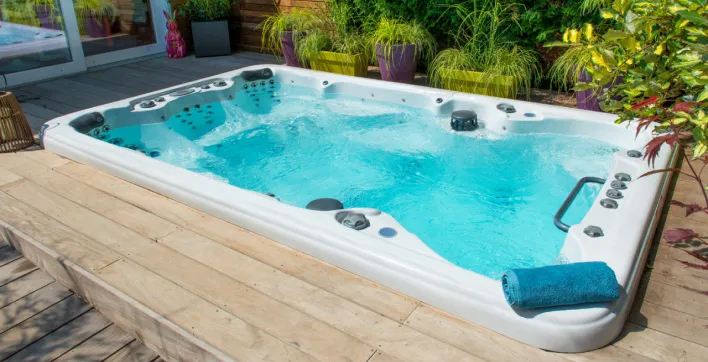 Le spa de nage Aquilus RF2 : polyvalent, performant et durable