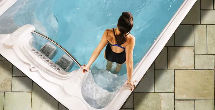 Nouveau spa de nage portable ou encastrable