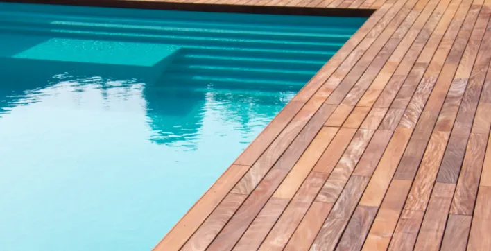 Pourquoi traiter l'eau de ma piscine au sel ?