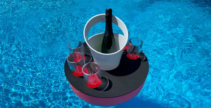 ApéroFun : Des verres et des seaux à champagne incassables pour la piscine ou le spa