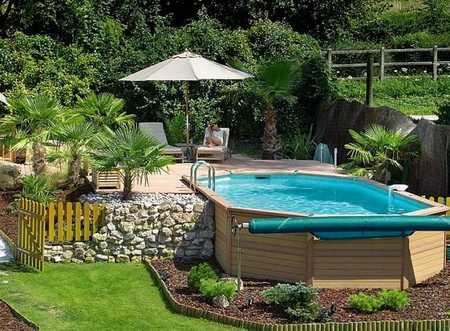 Piscine hors sol en bois : choisir sa piscine bois hors sol