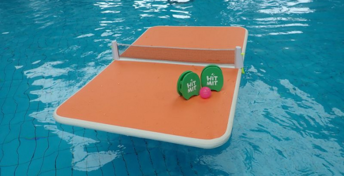Aqua-Ping, la table de ping-pong de piscine