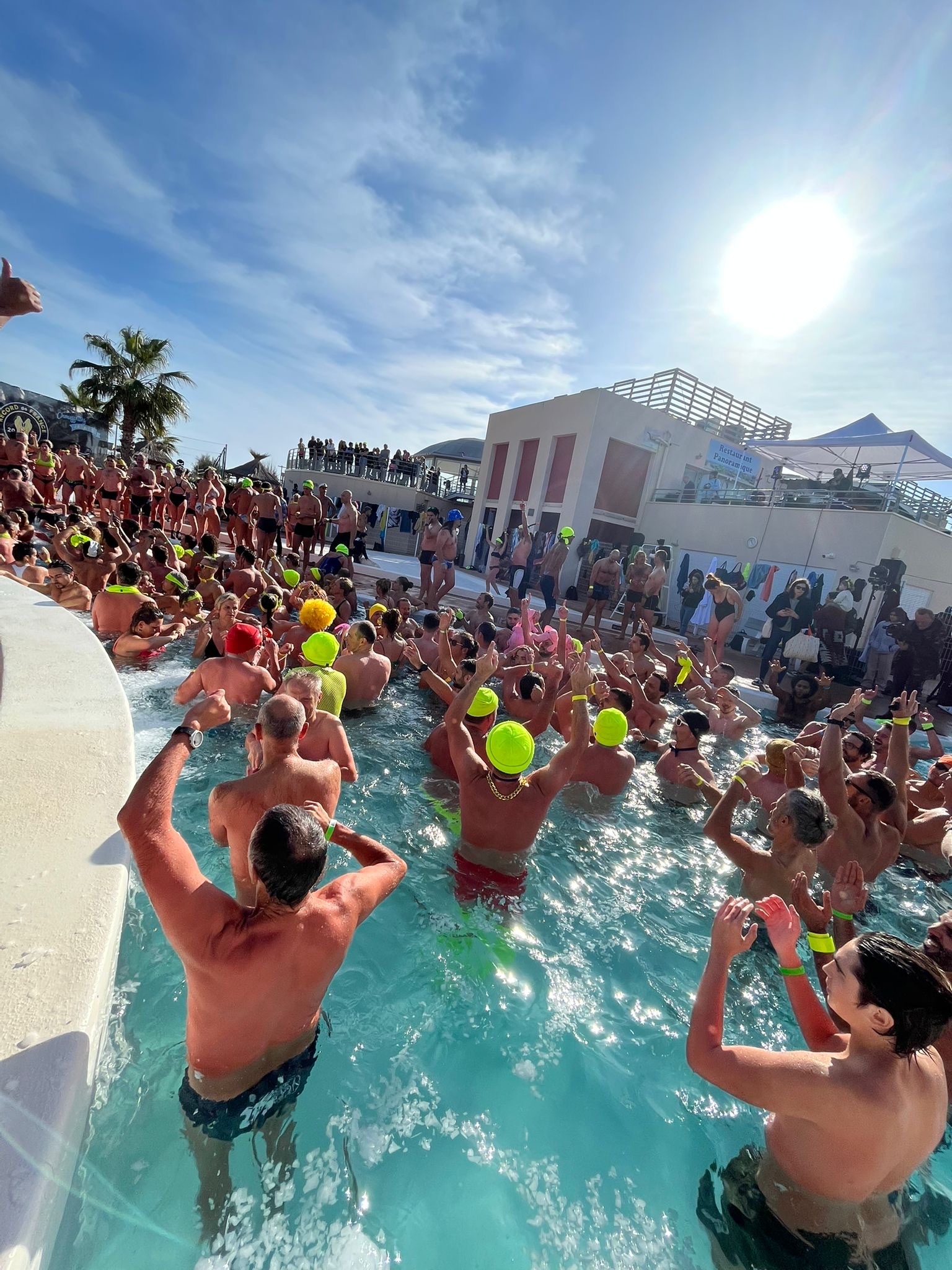 Record battu pour Icemind et son bain géant glacé !