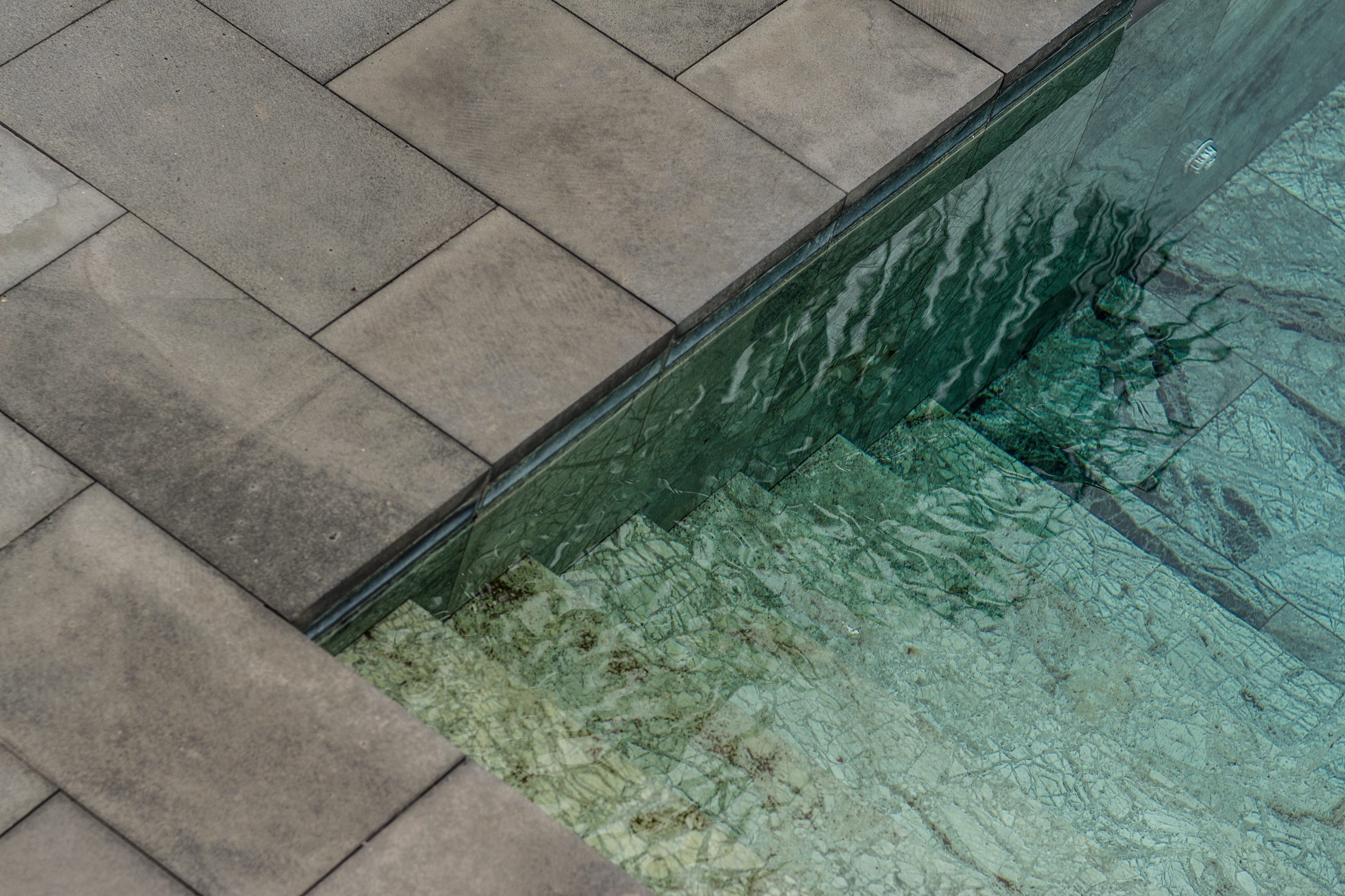 Un exemple de revêtement de plage de piscine