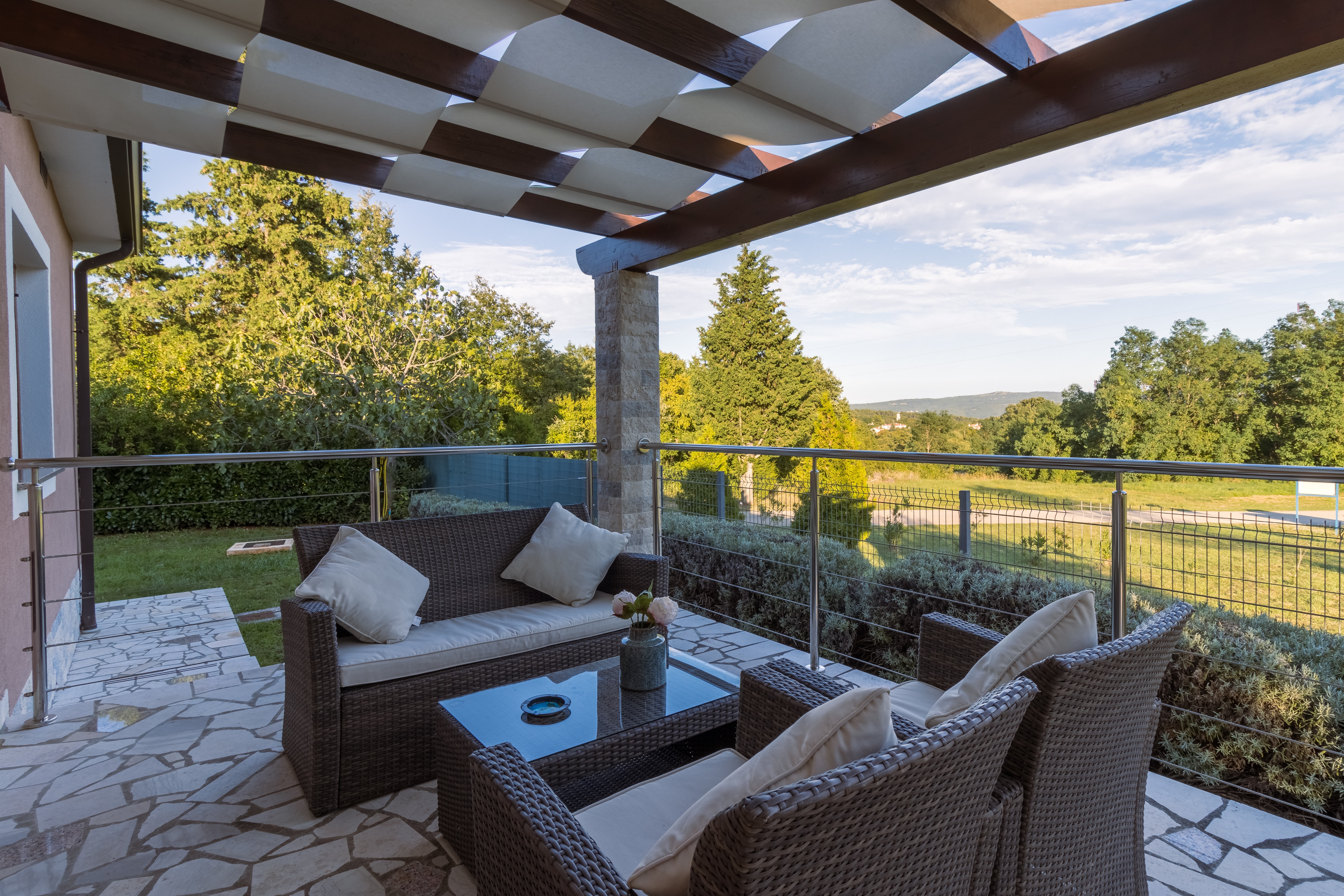 Un exemple de terrasse en pierre