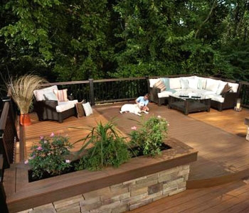 Terrasse réalisée avec la lame  TimberTech