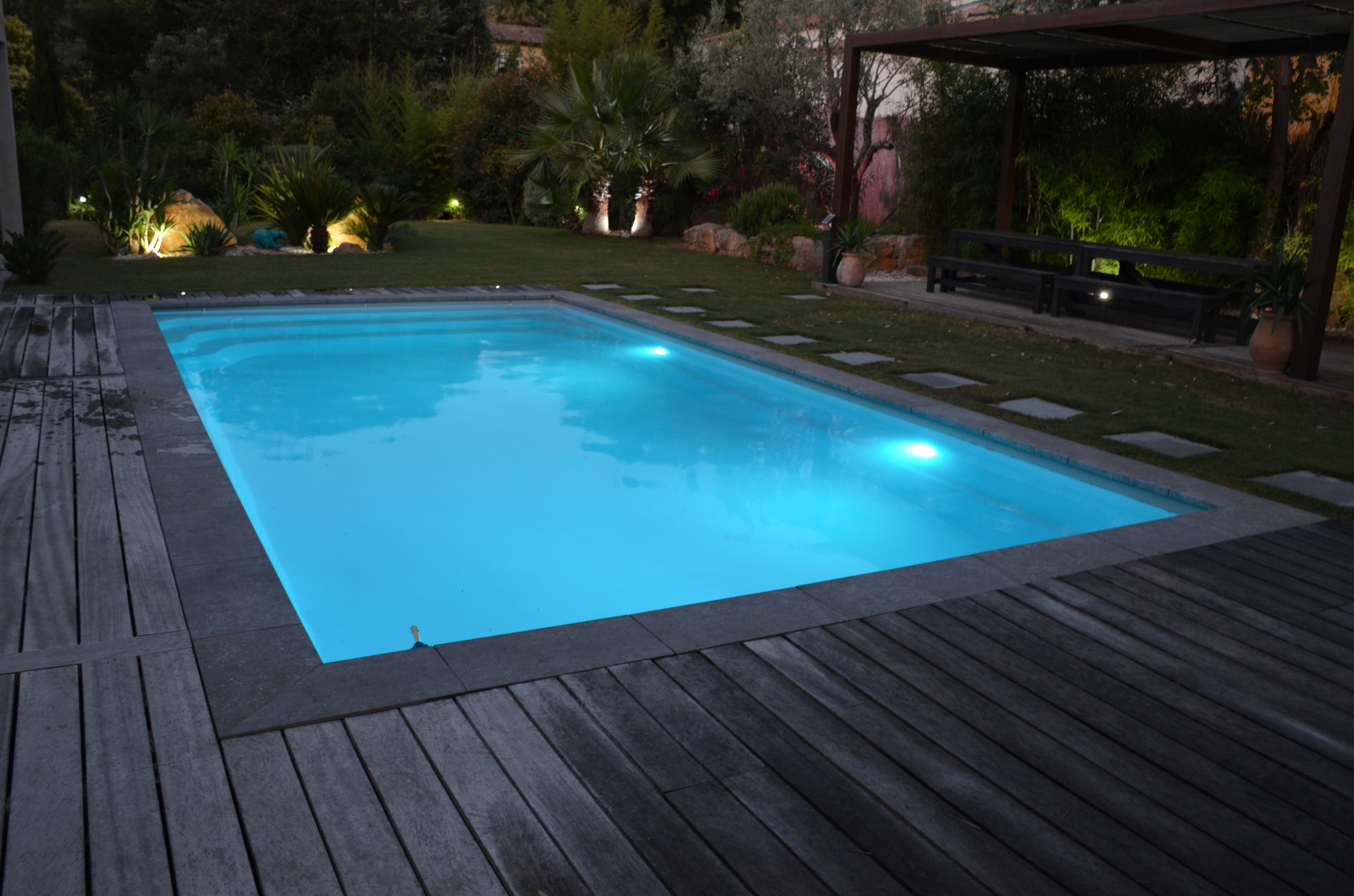 Lumière de piscine Lumière de piscine flottante avec 7 modes Baignoire  ornementale