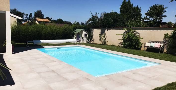 Une piscine Aquilus que l'on peut désormais installée avec des formules à la carte
