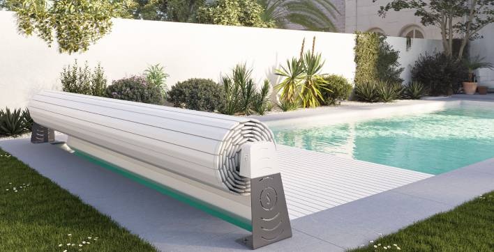 Le modèle Maldives, le nouvel enrouleur de couverture de piscine signé Sofatec