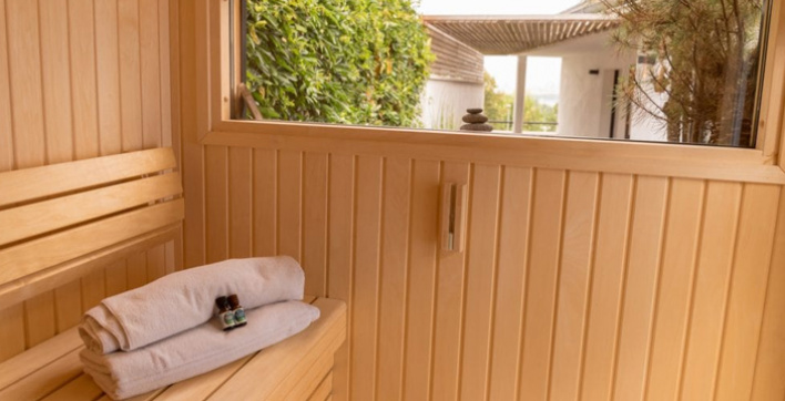 Sauna installé sur la terrasse d'un particulier - Nordique France