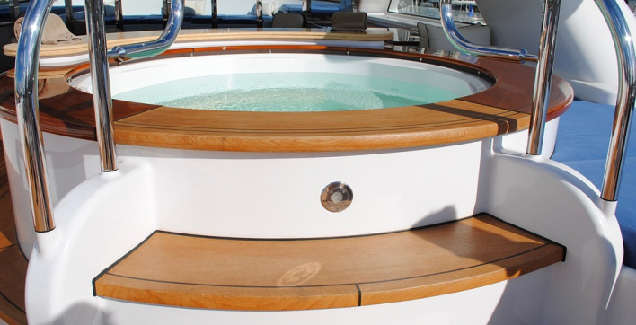 Jacuzzi, spa ou bains à remous, quelle différence ?