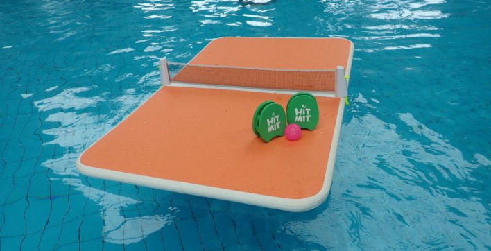 L'aqua-ping, le ping-pong pour la piscine