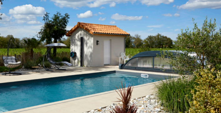 Une piscine Bora construite par Aquilus