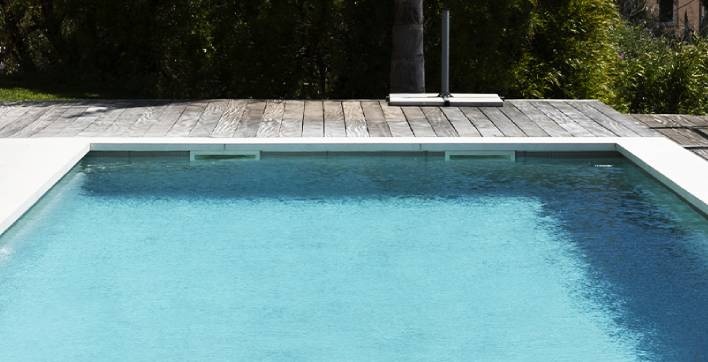 Une piscine synonyme d''économies d'eau grâce à l'offre Hayward