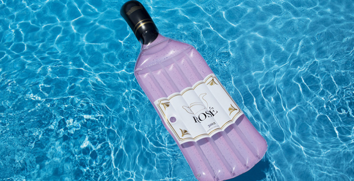Matelas gonflable bouteille de rosé - SCP