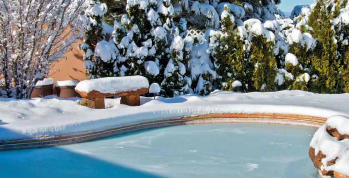 Bien hiverner sa piscine grâce au guide Chemoform