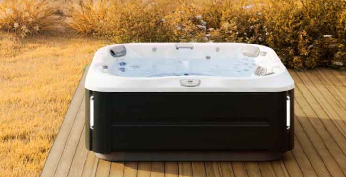 Des offres spéciales sur les spas et spas de nage avec les ventes privées Jacuzzi