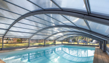 L'abri mi-haut qui s'adapte à toutes les piscines