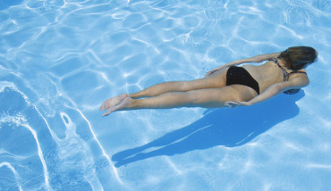 Entretenir l'eau de sa piscine au sel