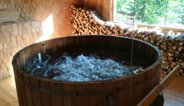 Chalet esprit « cabane » avec spa et sauna