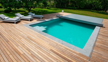 La couverture de piscine C-Design d'Azenco