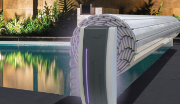 La couverture automatique de piscine Bali de chez Sofatec