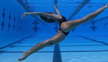 L'ancienne championne de natation synchronisée Kristina Makushenko