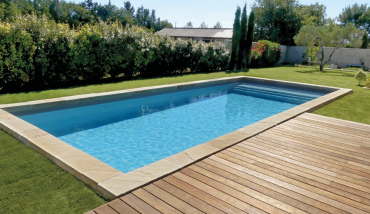 Une piscine installée par la coopérative des pisciniers