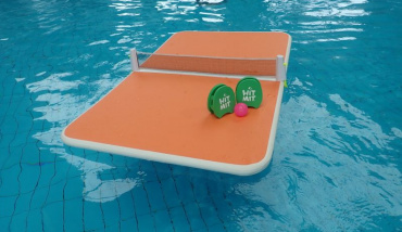 L'aqua-ping, le ping-pong pour la piscine
