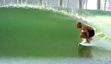 Surf Abu Dhabi, la plus grande piscine à vagues artificielle au monde