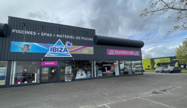 Le nouveau magasin Piscines Ibiza à Mulsanne près du Mans