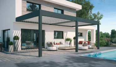 Une pergola bioclimatique signée Abrisud