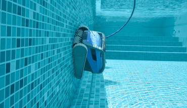 Nouveau robot piscine Dolphin M600, ultra-performant et connecté