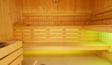 Une cabine de sauna suivant la tradition finlandaise de Clairazur